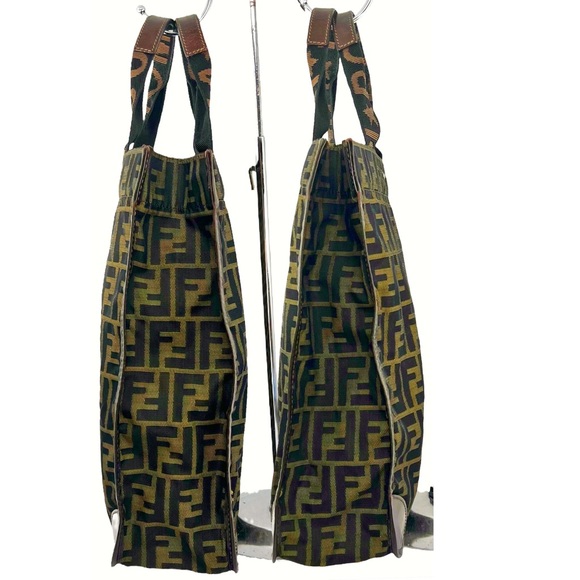 FENDI Vintage Tote Bag - Picture 3 of 15